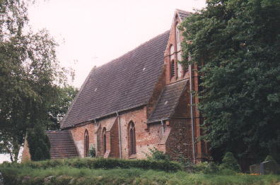 Bild Kirche Russow Mecklenburg 3.jpg