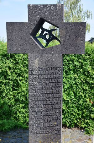 Winnerath-Denkmal 1057.JPG