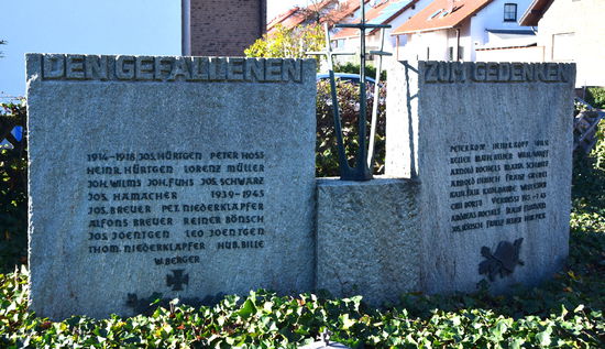 Lüxheim-Denkmal 2262.JPG