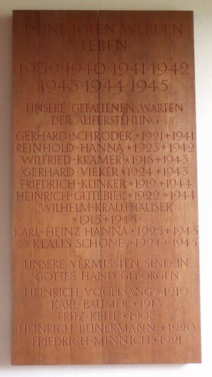 Roedinghausen Kriegerdenkmal Gedenktafel Johanneskirche 1939-45-01.jpg