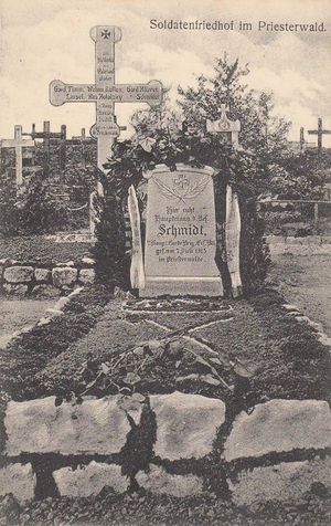 Soldatengrab im Priesterwald.jpg