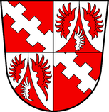 Niederbayern: Grafschaft Ortenburg, Wappen. Die Grafschaft Ortenburg (im heutigen Landkreis Passau in Niederbayern) bestand seit etwa 1120. Im 15. Jahrhundert gelang der Aufstieg zur Reichsunmittelbarkeit und im Jahre 1521 wurde die Grafschaft in die Reichsmatrikel aufgenommen. 1563 wurde in der Grafschaft die Reformation eingeführt. Die Grafschaft wurde im Laufe der Zeit immer kleiner und bestand am Ende des alten Reiches nur noch aus 6 Dörfern. 1805 wurde die Reichsgrafschaft Ortenburg gegen das aus Säkularisationsmitteln stammende ehemalige Klosteramt Tambach getauscht, woraus die neu geschaffene Grafschaft Tambach wurde. Ortenburg wurde ein bayerischer Marktflecken.