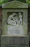 Grabmal von Dr. Alois Alzheimer auf dem Frankfurter Hauptfriedhof