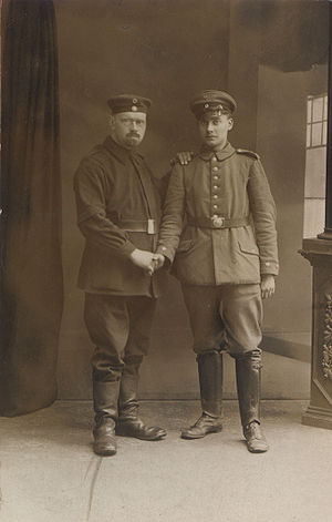 Uniform 1915