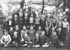 1940 Klassenbild 19 numeriert.jpg