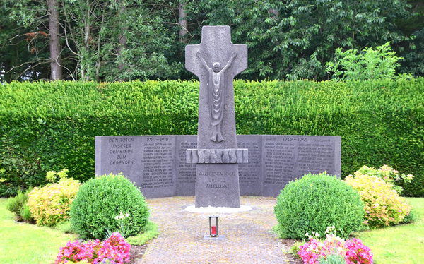 Dahnen-WK-Denkmal 0850.JPG