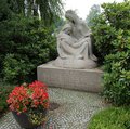 Ense-Bremen Friedhof-WKMahnmal01.jpg