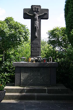 Darscheid + Kriegerdenkmal007.jpg