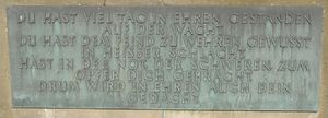 Loehne Kriegerdenkmal Gohfeld-1914-18 1939-45-09.jpg