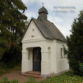 Zons Friedhof-alteKapelle.jpg