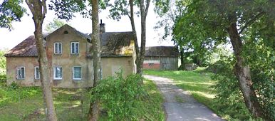 Häuser an der Laugszarger Chaussee in Gröszpelken, Kreis Pogegen, Memelland, Ostpreußen