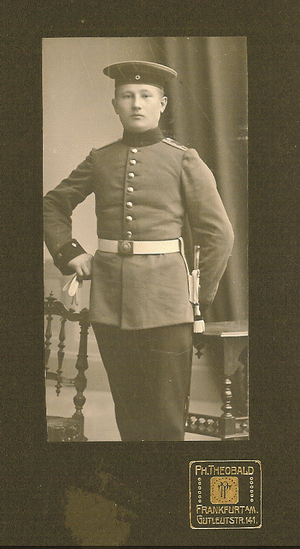 Theobald (Frankfurt)/Fotostudio GenWiki